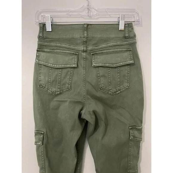 Spanx Stretch Twill Ankle Cargo Pant Women’s Size Small Soft‎ Sage Skinny - Picture 7 of 13